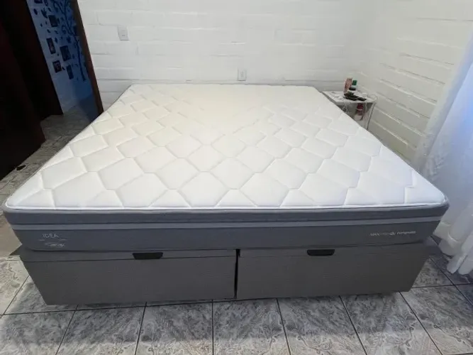 Vendo colchão LIVORNO KING SIZE 193x203x27