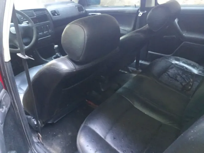 Volkswagen Golf GL 1.8/ 2.0i 4P 1995