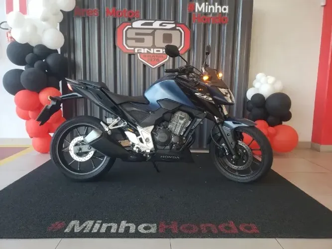 Honda CB300F TWISTER
