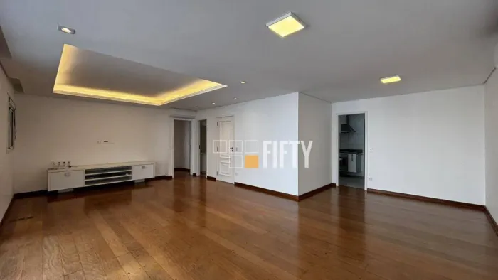 Apartamento com 3 dormitórios à venda, 142 m² - Itaim Bibi - São Paulo/SP