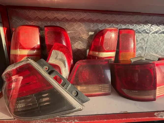 Vendo Lanternas para carro de diversos modelos