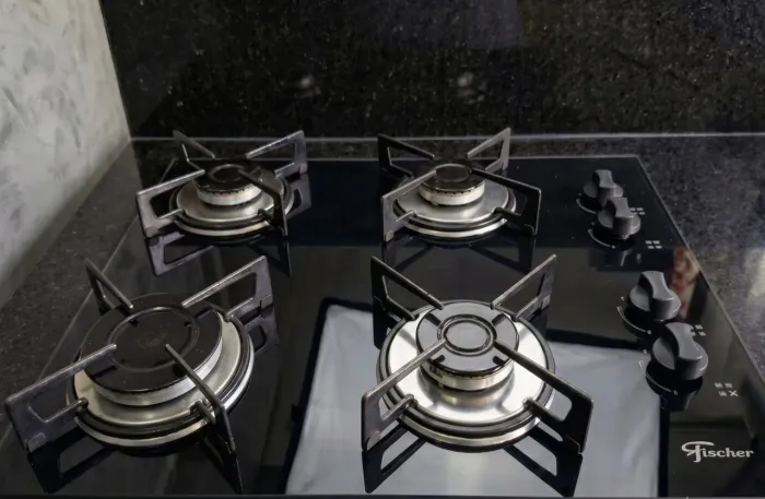 Fogão cooktop a gás, Fisher 4Q preto.