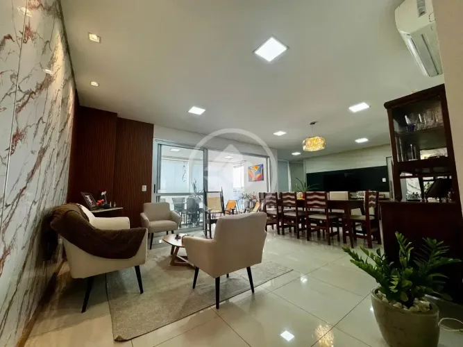 #Vende-se amplo apartamento completo de móveis planejados , no Bairro Jardim Cuiabá, 156 m