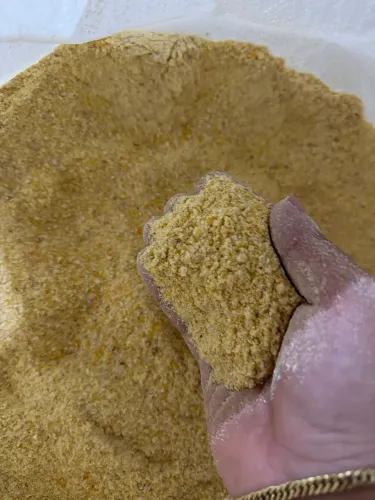 Milho para Ração 30kg - Moído, Inteiro e Quebrado