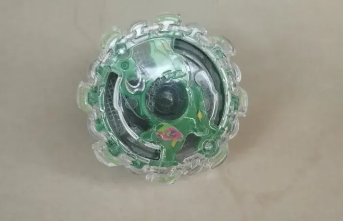 BEYBLADE KERBEUS CENTRAL DEFENSE AUTÊNTICO TAKARA TOMY