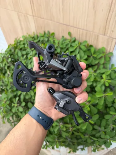 Câmbio e passador XT m8100 usado