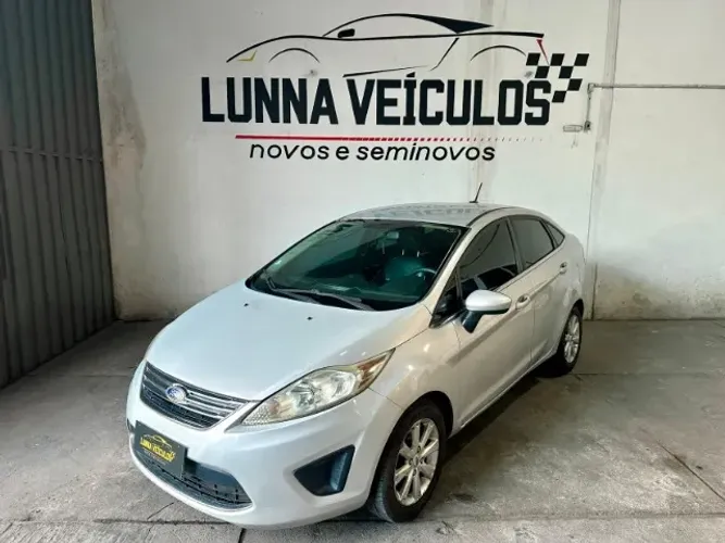 Ford Fiesta Sedan SE 1.6 16V Flex 4P 2011