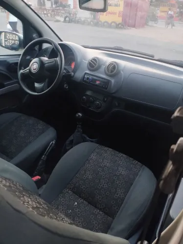 Fiat Uno Vivace/rua 1.0 EVO Fire Flex 8V 5P 2011