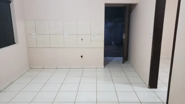 Casa para Aluguel - 2 Quartos | Nova Brasília - Joinville/SC