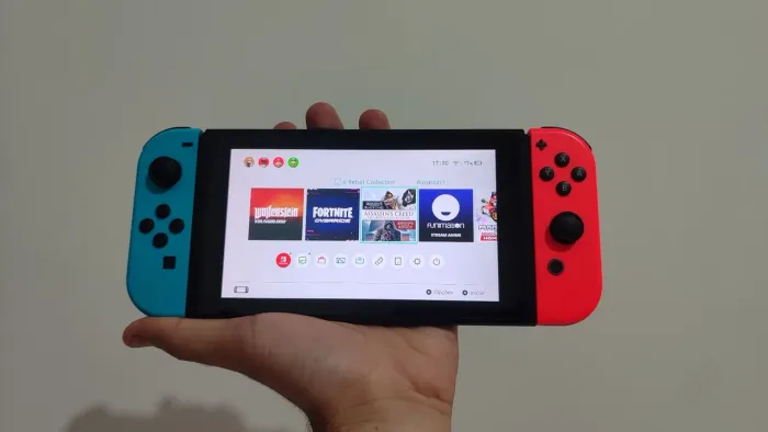 Nintendo Switch V1 (Na Caixa) + Conta com vários jogos (MarioWonder, Odyssey) + acessorios