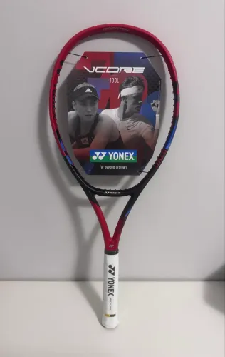 Raquete Yonex Vcore 100L (280g / L3)