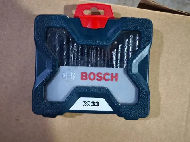 Bosch Kit de Pontas e Brocas X-Line 33 pçs