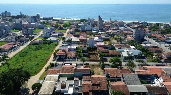 Terreno aterrado próximo ao mar em Itajuba Barra Velha