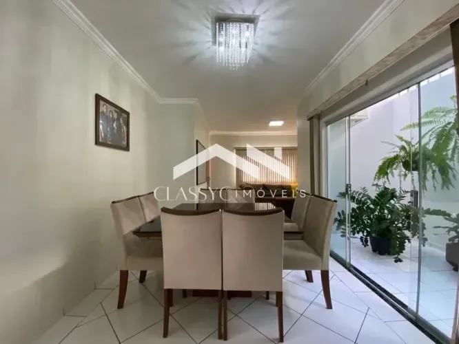 Casa Térrea em Uberlândia (Vigilato Pereira)  3 quartos, 1 suítes, 315 m², área gourmet.