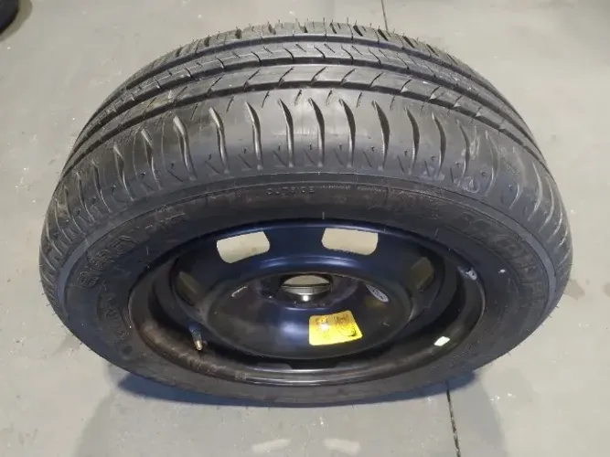 pneu e roda aro 15