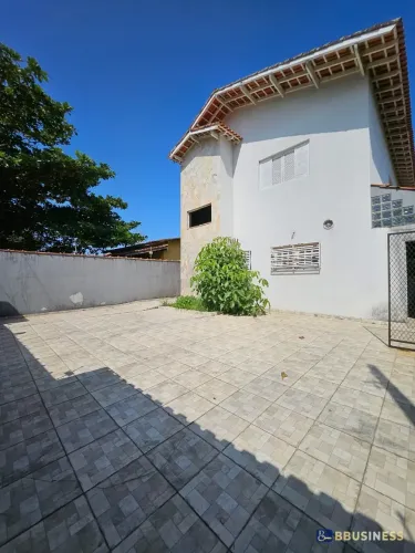 Casa duplex para Venda e Locação com 4 quartos, sendo 1 suíte - Indaiá, Bertioga, SP