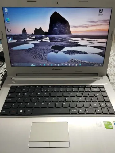 Notebook gamer 16GB de Ram, 2GB de placa de vídeo e processador I7, SSD de 220Gb. Windows