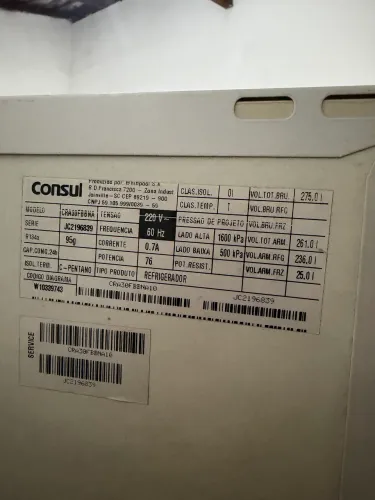 Vende-se uma geladeira consul