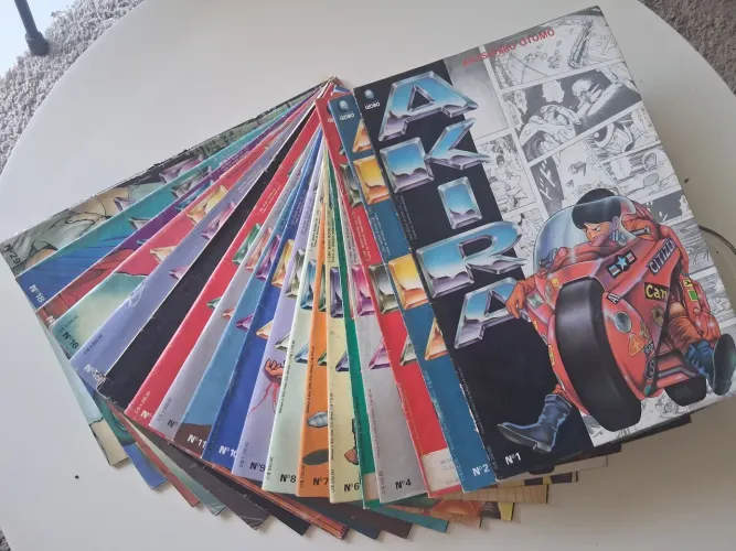Coleção Akira katsuhiro otomo
