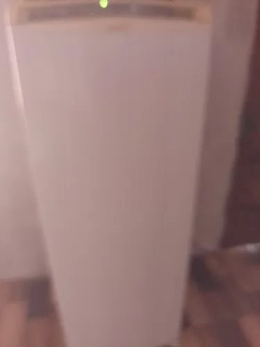 Vendo geladeira consul .obs: com um pequeno defeito mas está funcionando normalmente