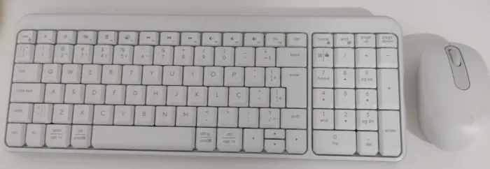 Kit Teclado e mouse logi branco bluetooth