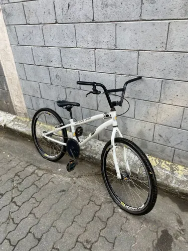 Bicicleta aro 24 roda aero