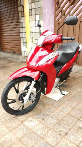 Biz 125 bem conservado abaixo da tabela