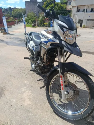 XRE 190 vendo ou troco por carro
