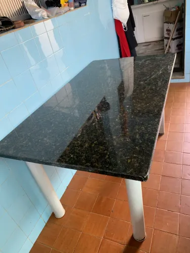 vendo mesa de pedra