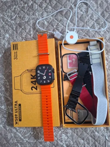 Smartwatch com várias pulseiras