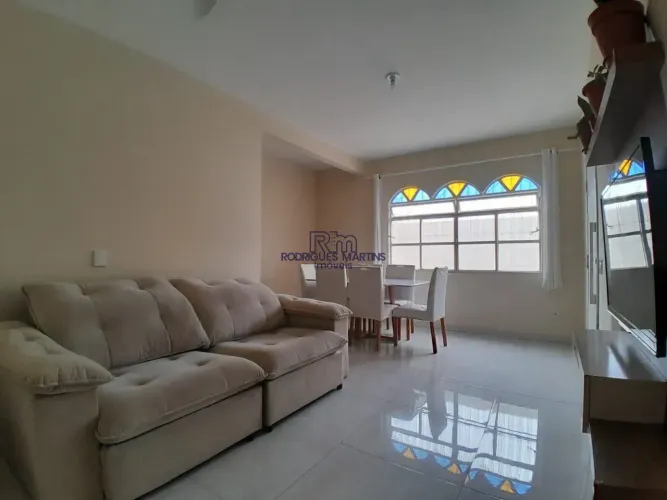 Casa à venda com 03 quartos no bairro Santo André
