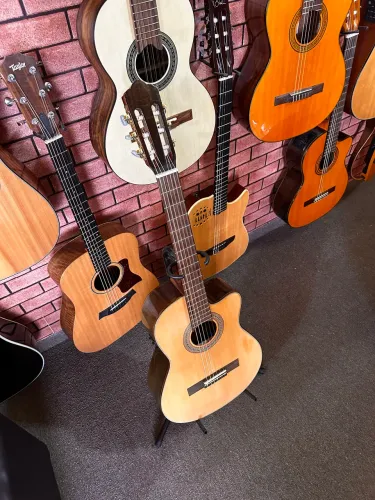 Violão Nylon Elétrico Angel Lopes (Stagg) ANALISO TROCAS