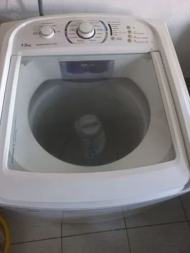 Lavadora Electrolux 13kg - Seminova | Apenas 1 Ano e Meio de Uso