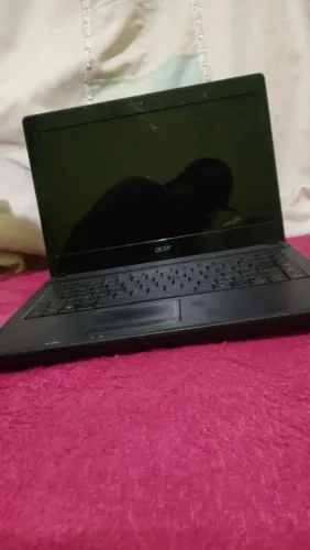 Notebook Acer 14 Polegadas, Intel Core i5, 4GB RAM e HD 320GB