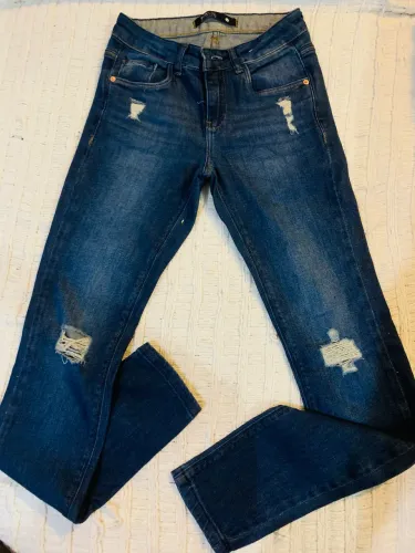 Calça Jeans Feminina Blue Steel Tam. 34 - Lavagem Azul com Destroyed