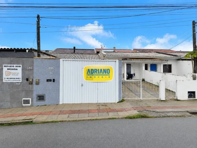 Casa com 2 dormitórios para alugar, 49 m² por R$ 2.459,71/mês - Bela Vista - Palhoça/SC