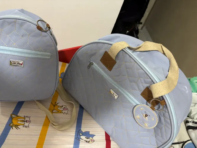 Bolsa de maternidade de menino novinho