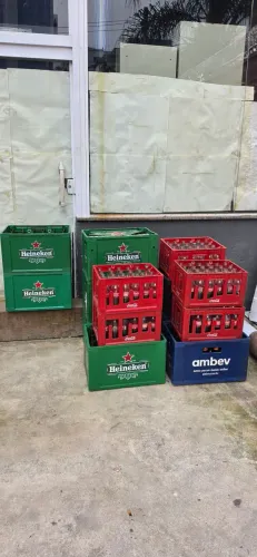 LOTE COM 14 CAIXAS COMPLETAS - COCA-COLA KS E HEINEKEN
