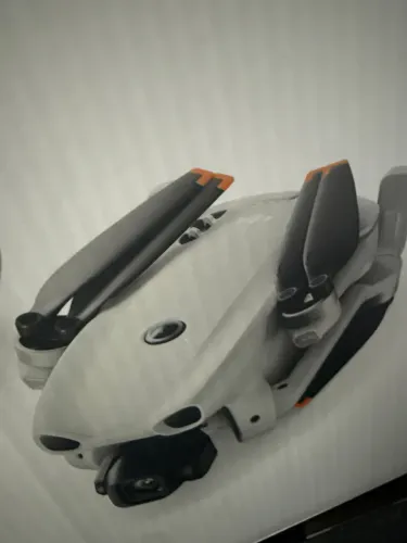 Lito x1 apenas drone e 3 baterias pluss novo sem uso