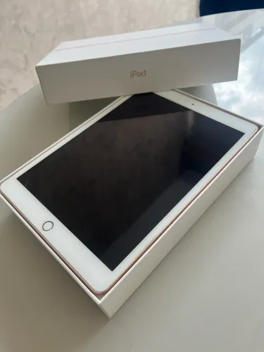 Ipad 8 32Gb na caixa