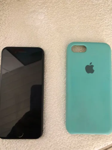 iPhone 8 em perfeito estado semi novo 64 gb 
