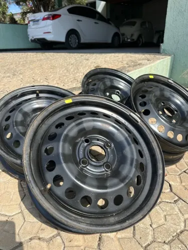 Rodas originais HB20 aro 14