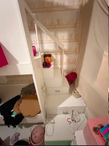 Casa de princesa com gaveta e beliche embutido
