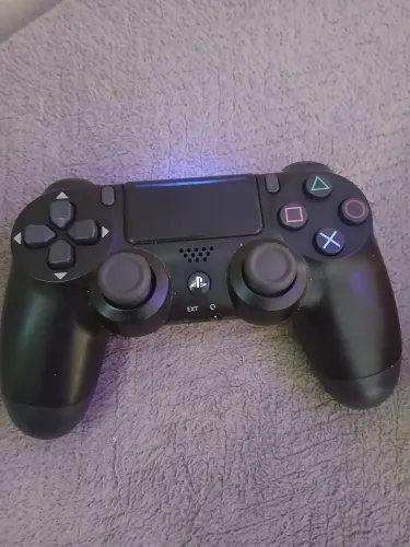 Ps4 + 1 Controle + call of duty Black ops 4
