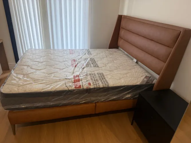 Vendo 1 cama de casal e 2 de solteiro - NOVAS