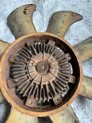 helice/viscosa kia besta 2,7 original