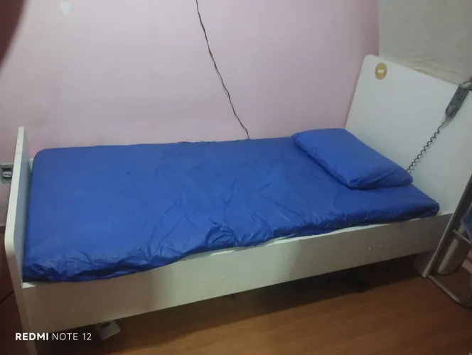 Cama hospitalar elétrica