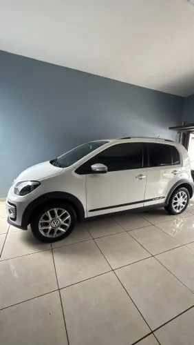 Volkswagen Up! Cross 1.0 TSI Total Flex 12V 5P 2016