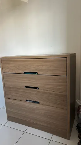 Cômoda usada em ótimo estado 