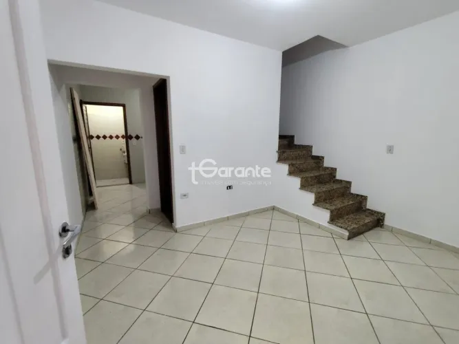 SOBRADO PARA LOCAÇÃO, VILA RÉ
